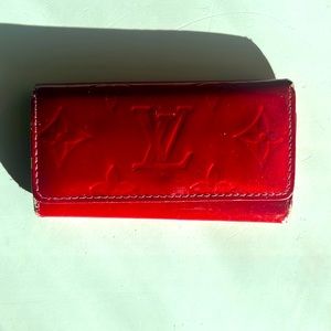 LOUIS VUITTON Vernis key holder